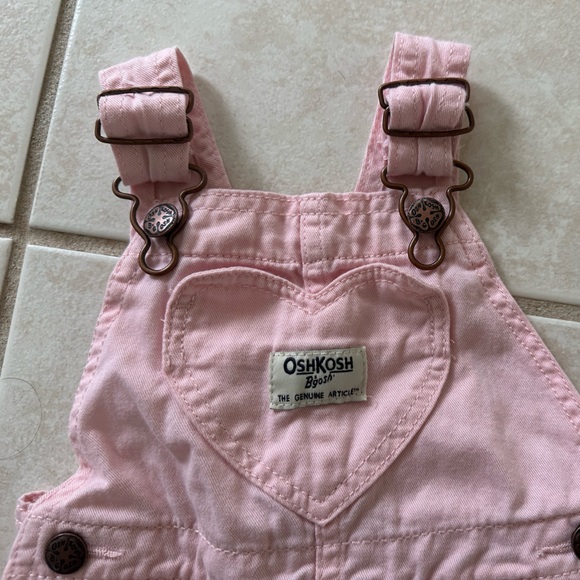 OshKosh Pink Heart Overalls - EUC - 12 months - Picture 3 of 6